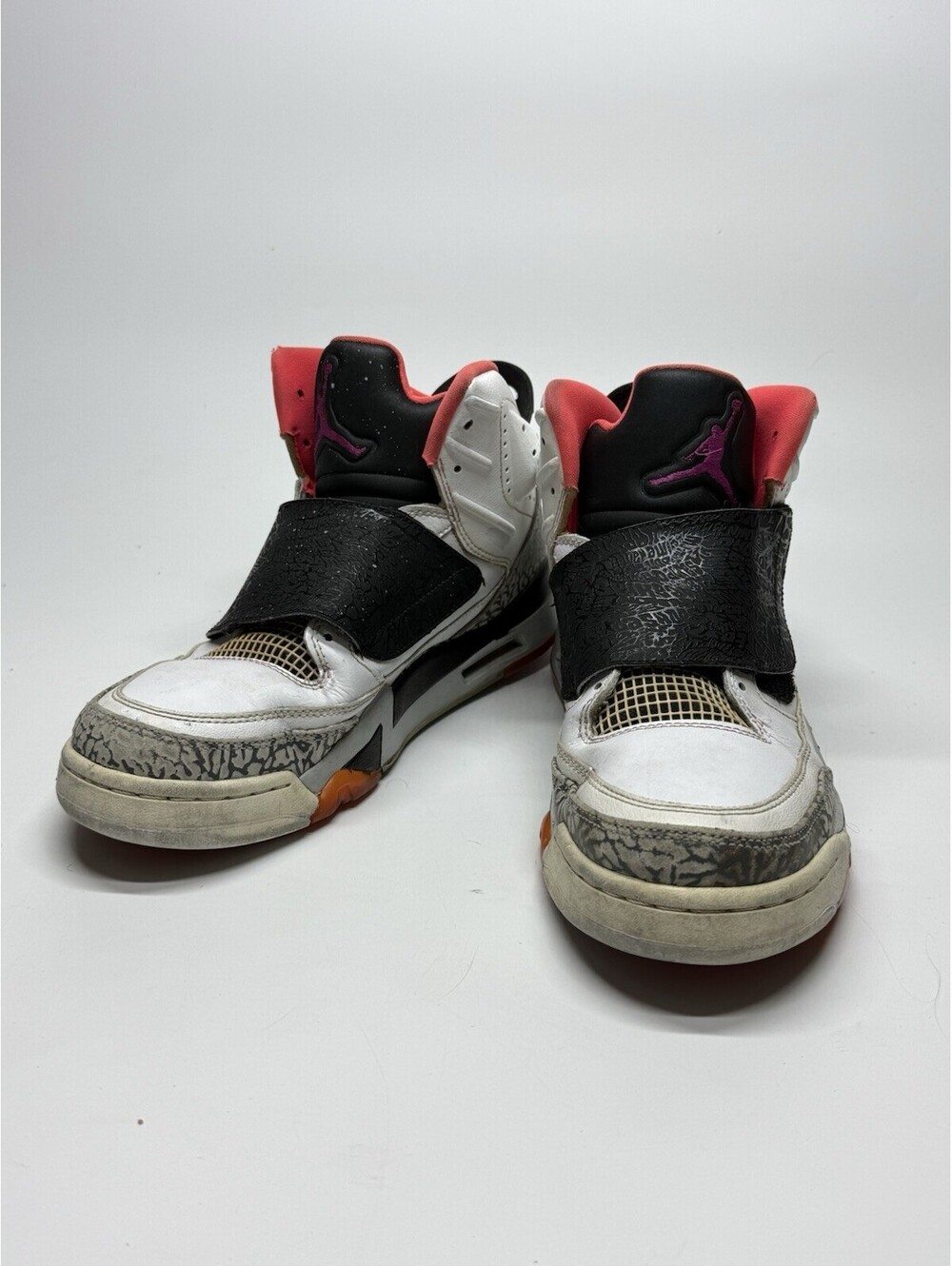 Size 9.5 - Jordan Son of Mars Hot Lava 2015 512245-105 White Black Pink